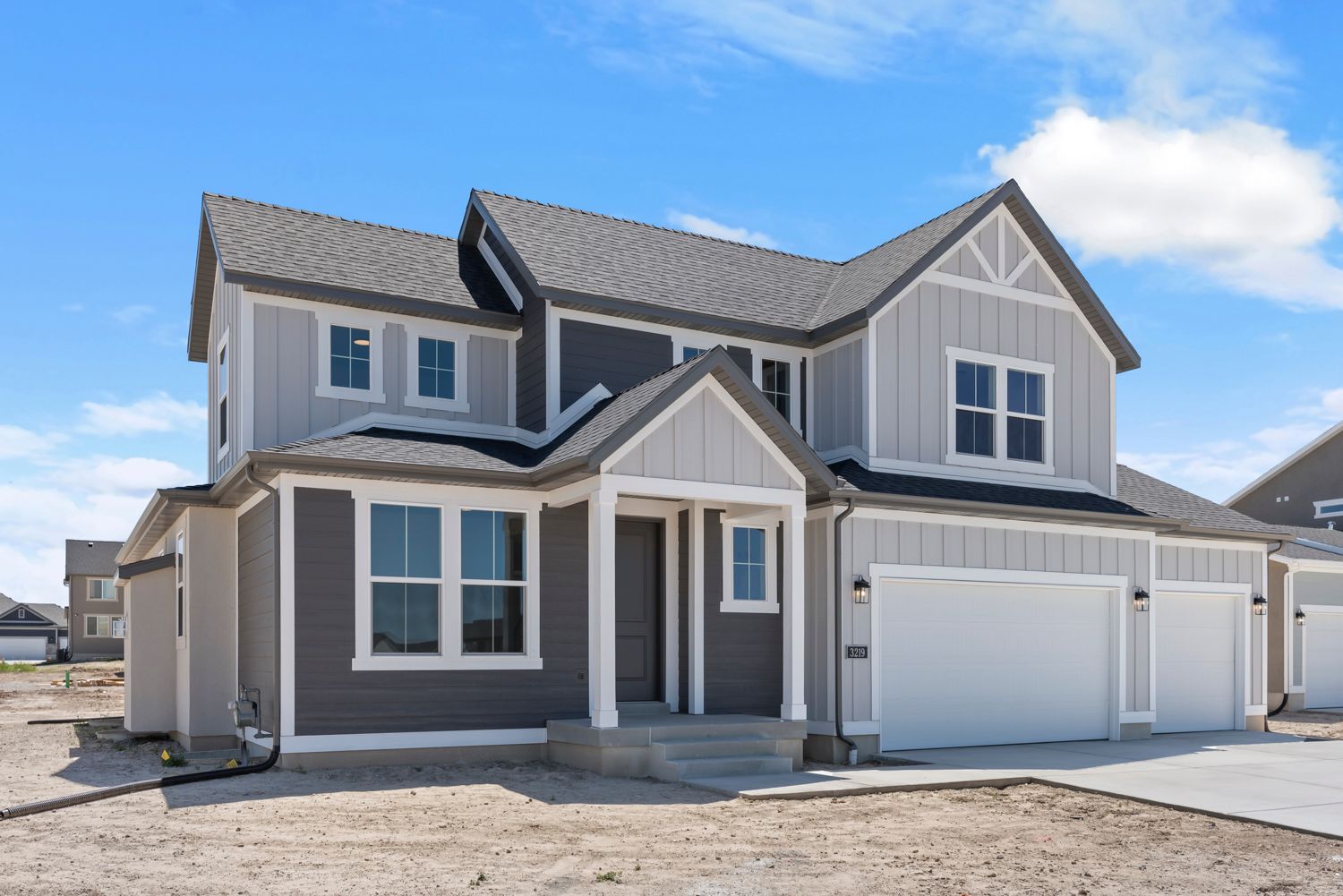 2200 Farmhouse