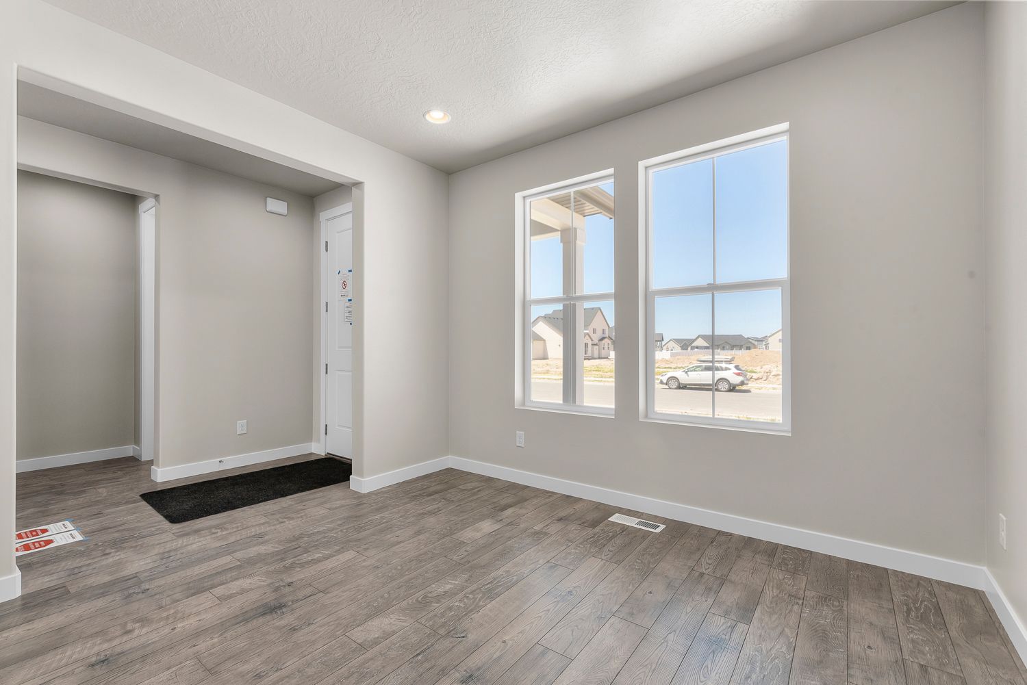 2200 Farmhouse