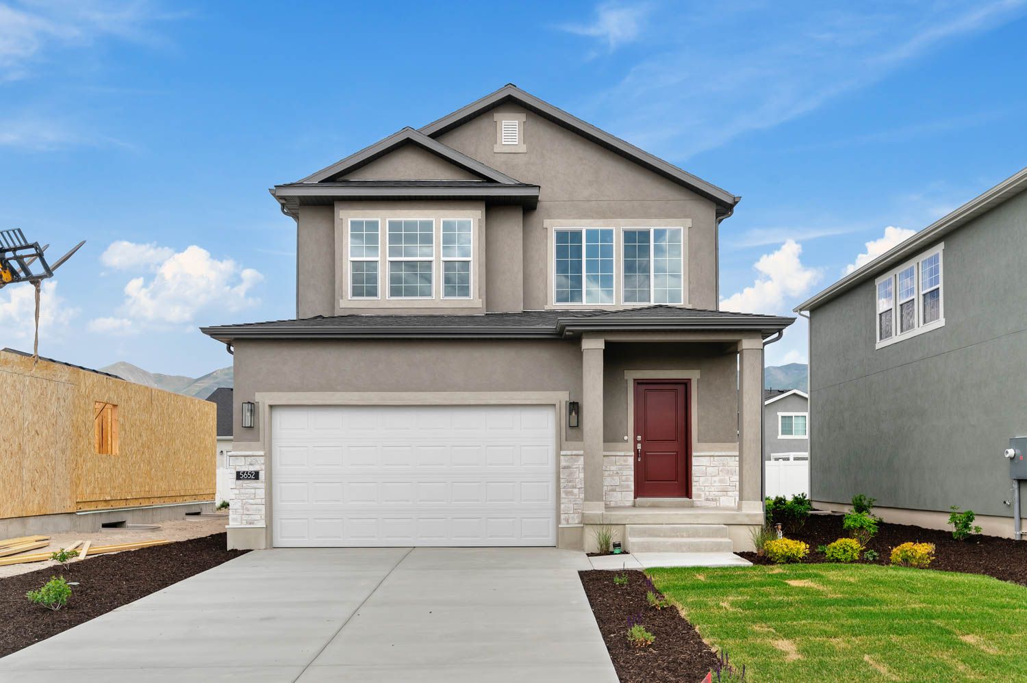 5652 N Mallard Drive (Carson)