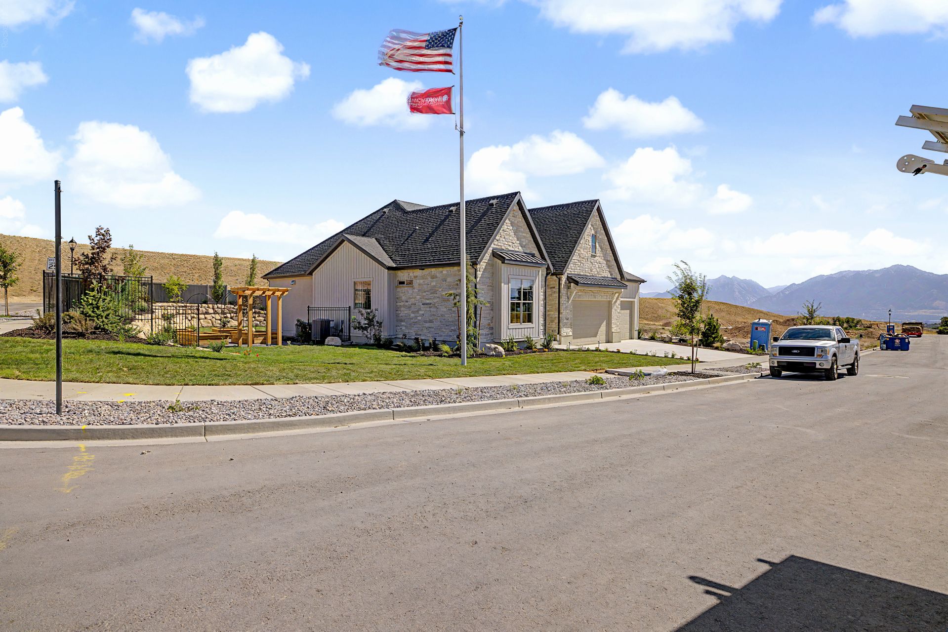 Hidden Oaks 7642 Chestnut Oak Ln