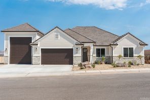 1323 E Andromeda St (Sequoia (Traditional))