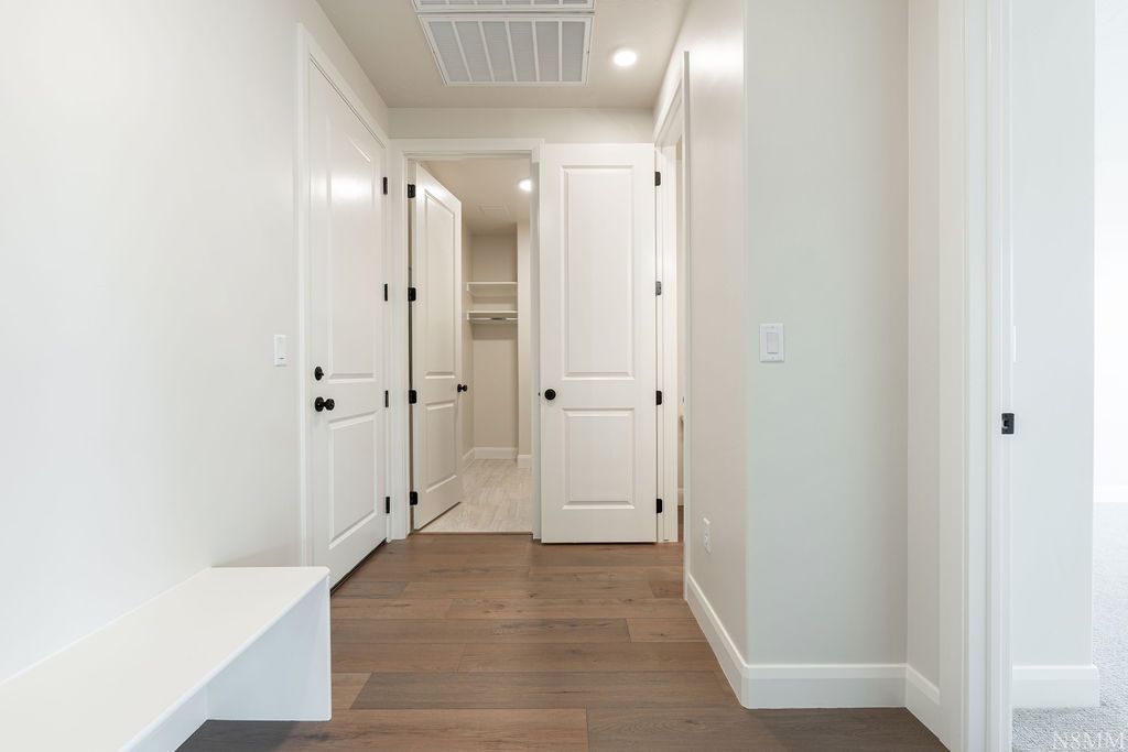 Sequoia Traditional