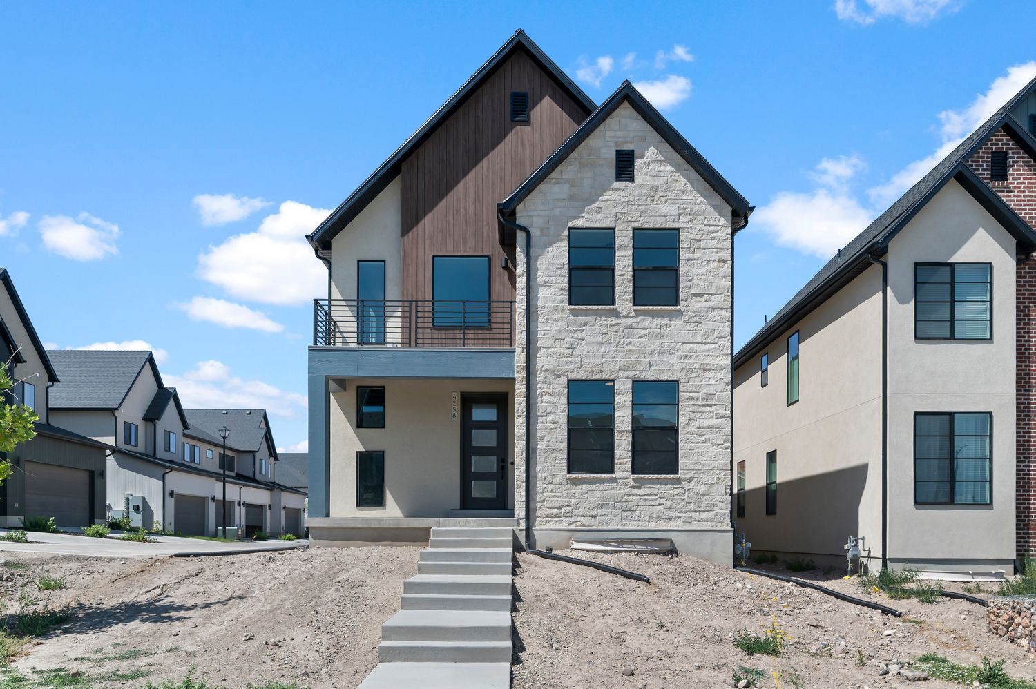 Holbrook Scandia Cottages por Ivory Homes en Provo-Orem Utah