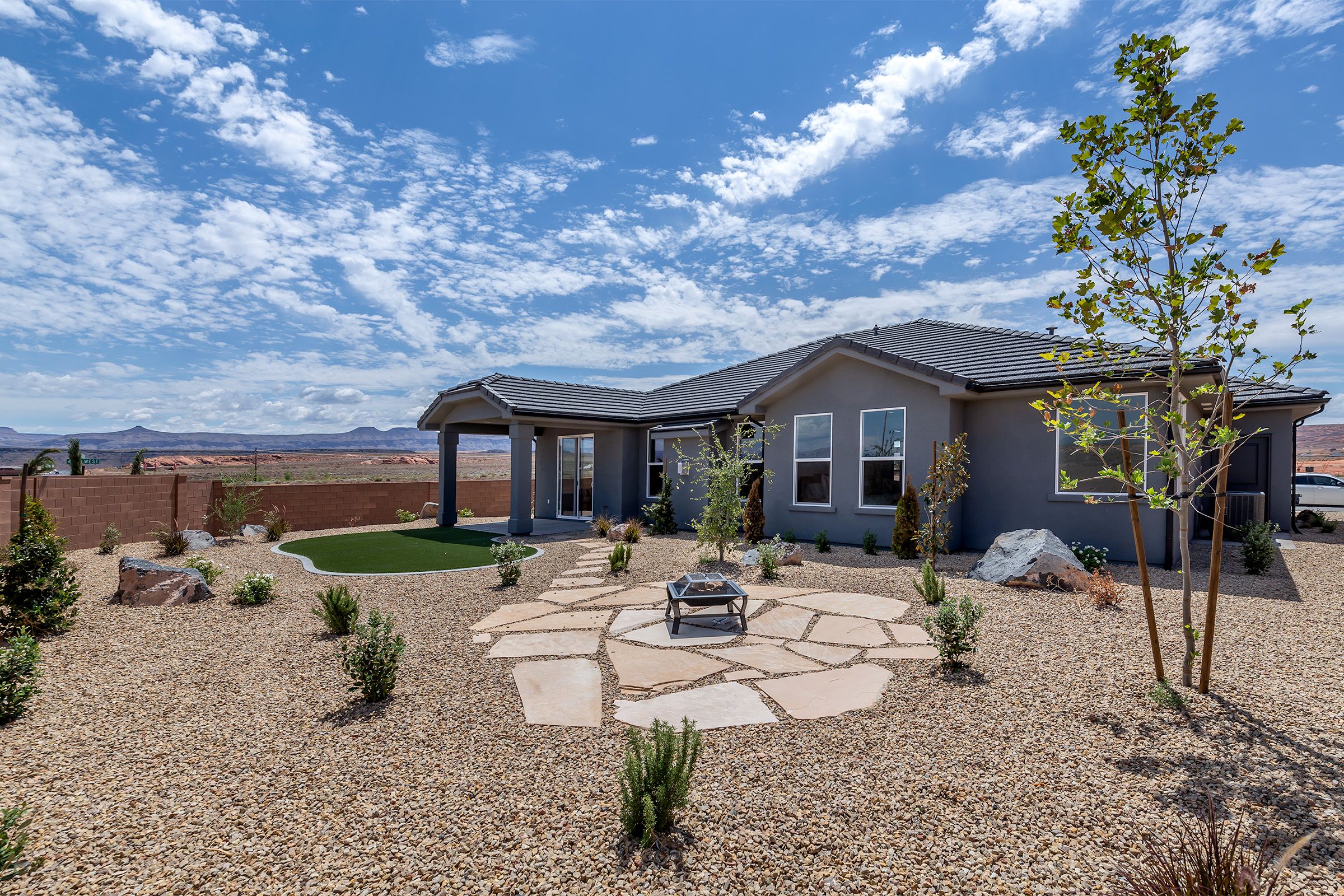 casa en Lakeside at Desert Sands por Ivory Homes