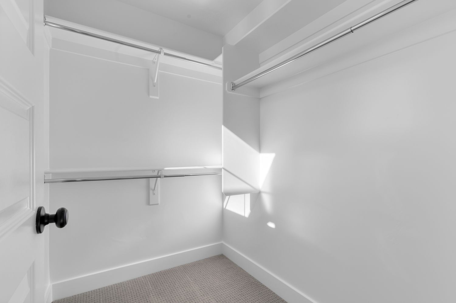 2050 Farmhouse