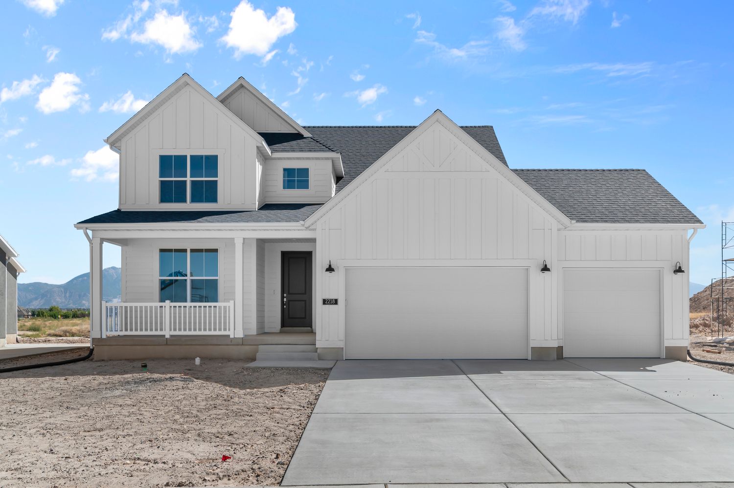 2050 Farmhouse
