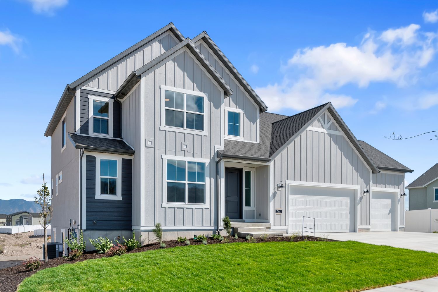 2400 Farmhouse