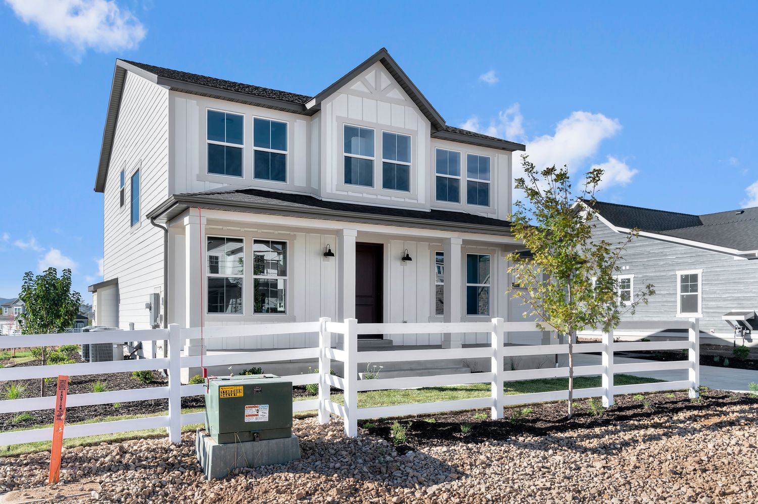 2500 Farmhouse