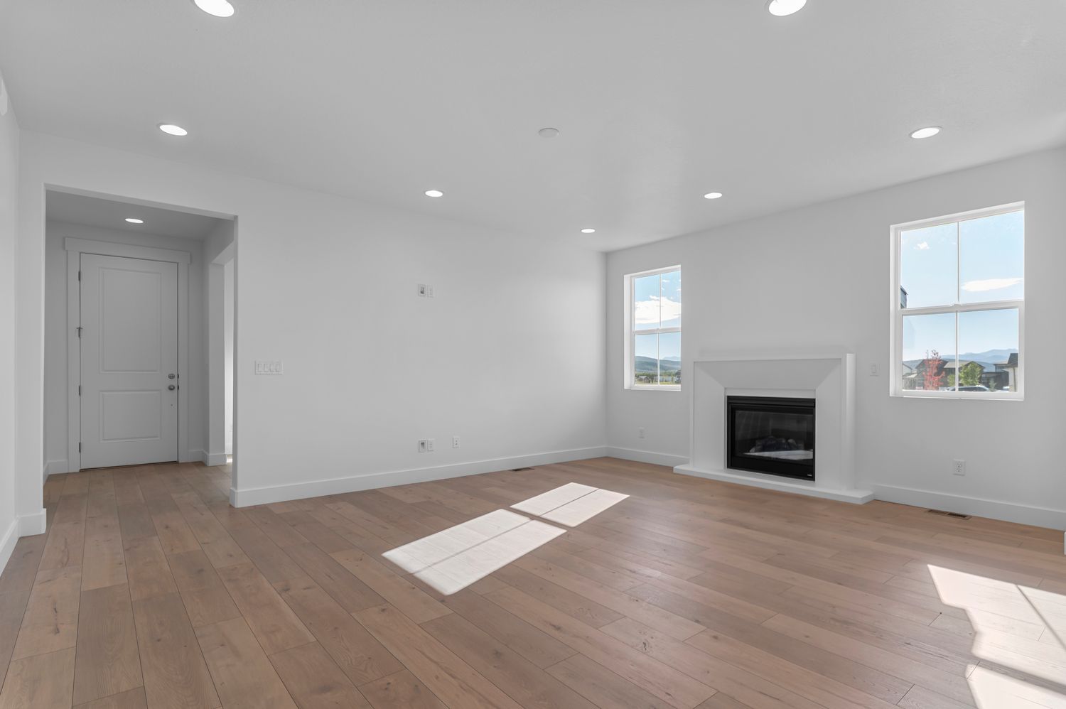 2200 Farmhouse