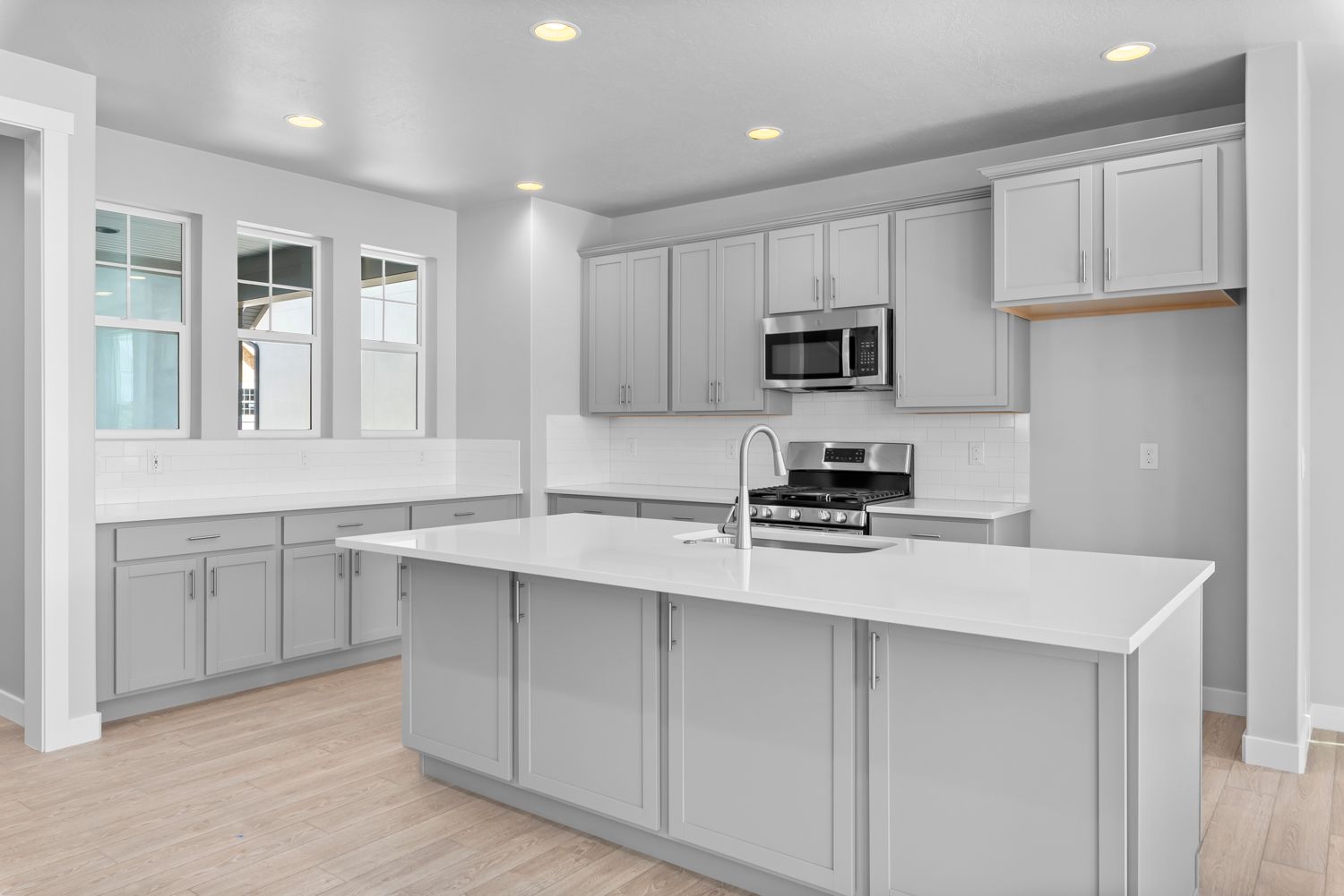 Auburn Colonial