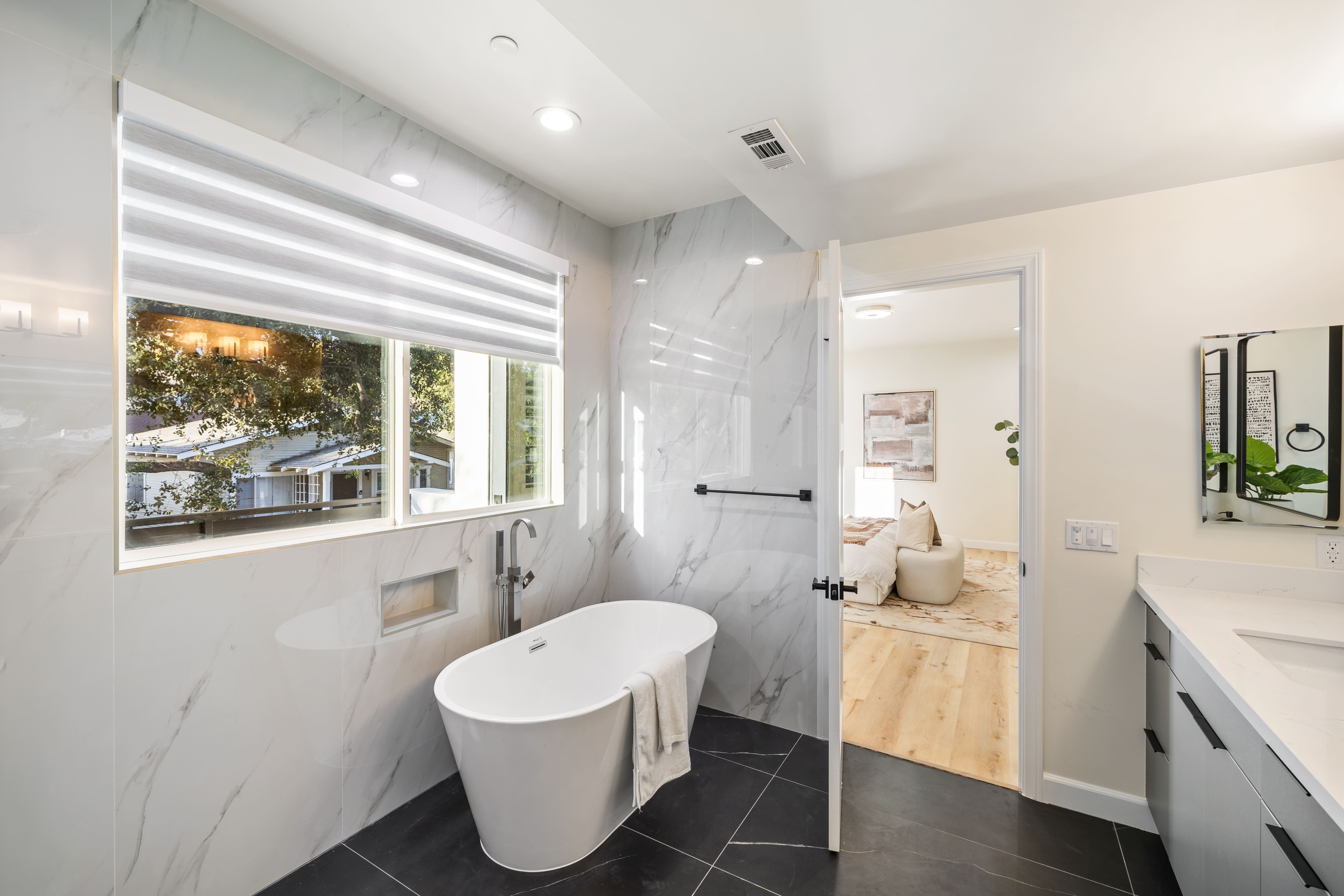 Bathrooms Image
