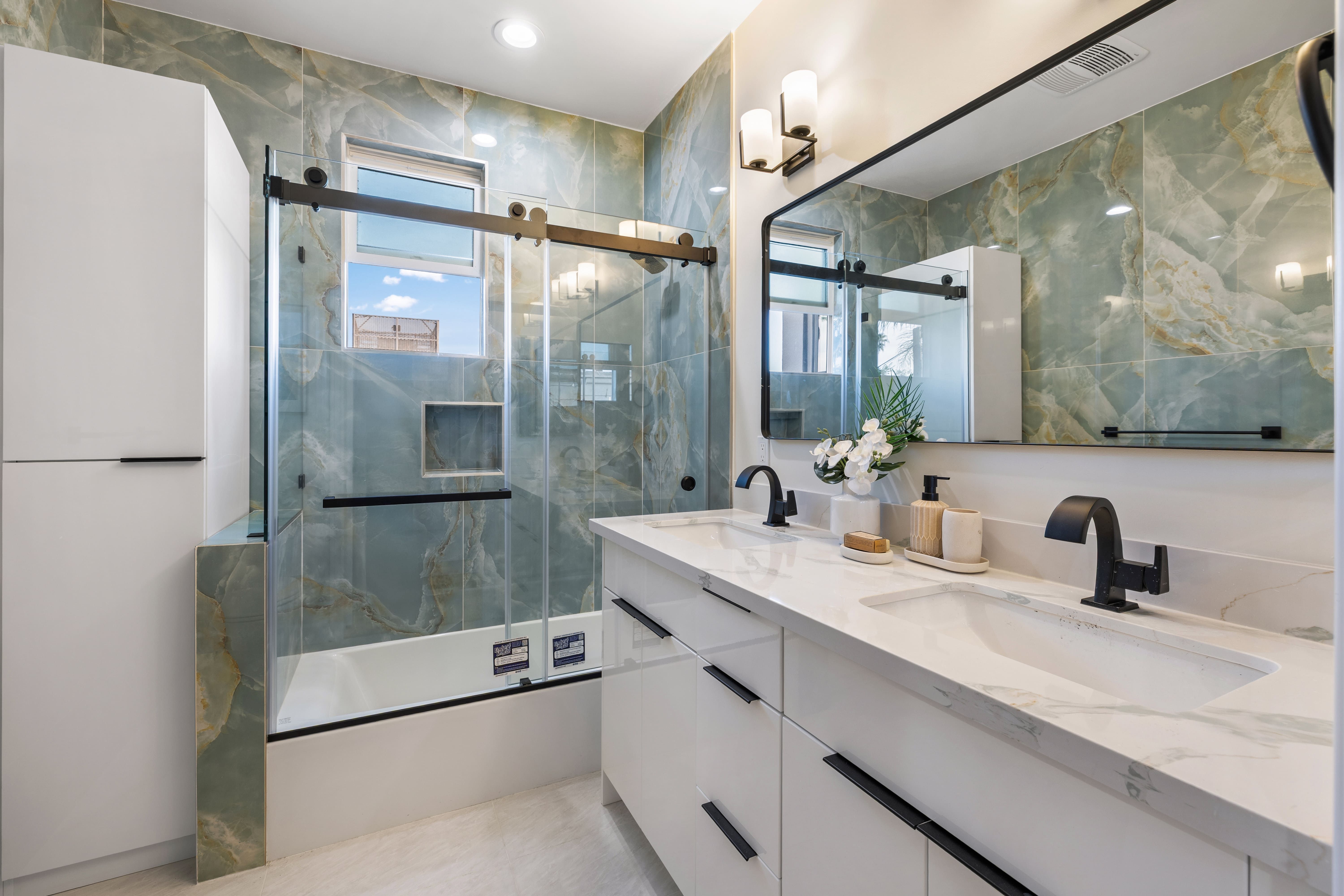 1649 N Lake Ave Unit 5, Pasadena, CA 91104 - The Lake Villas: Pasadena, California - JESF, LLC