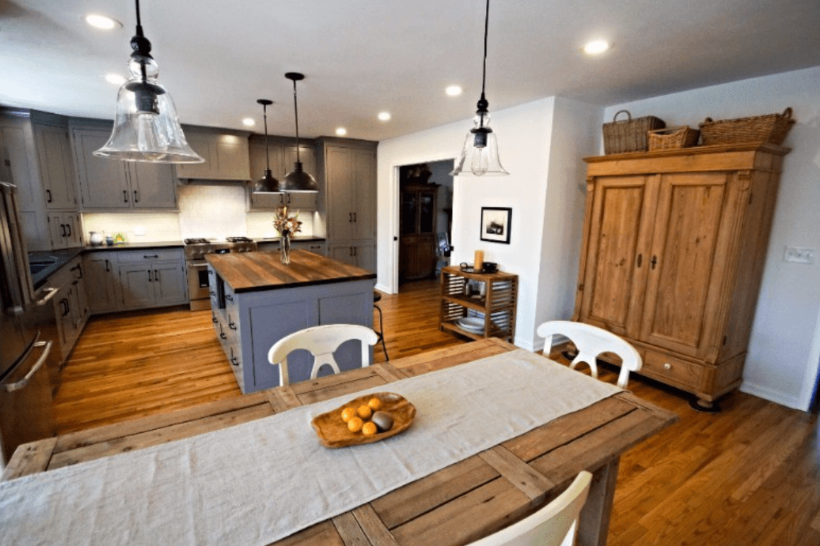 casa en J. Hence & Co. por J. Hence & Co.