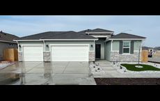 VILLA SORANO III: Kerman, California - Crown Homes