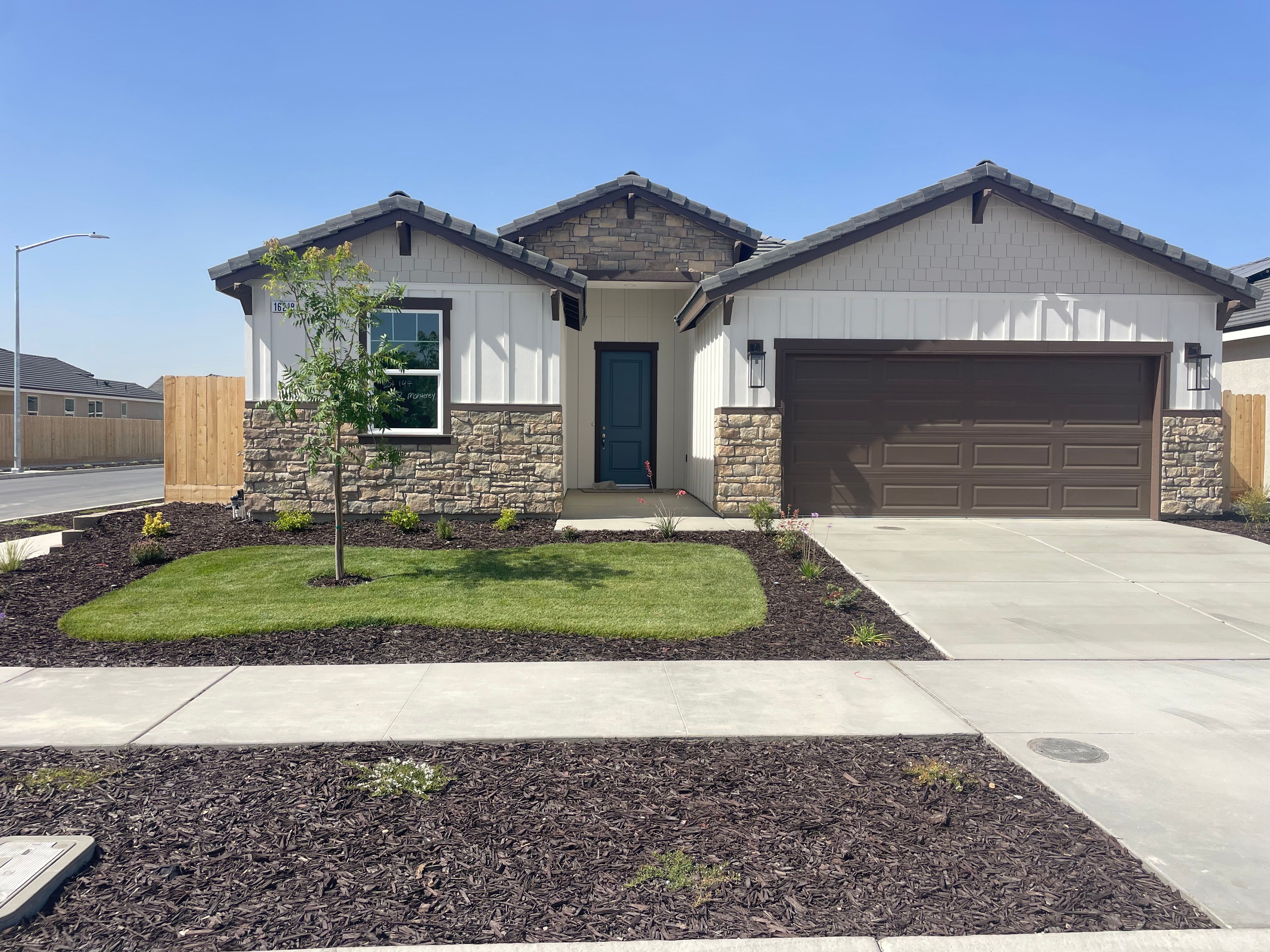 16218 W. Monterey Ave. (The Crown 1600 - A) Image