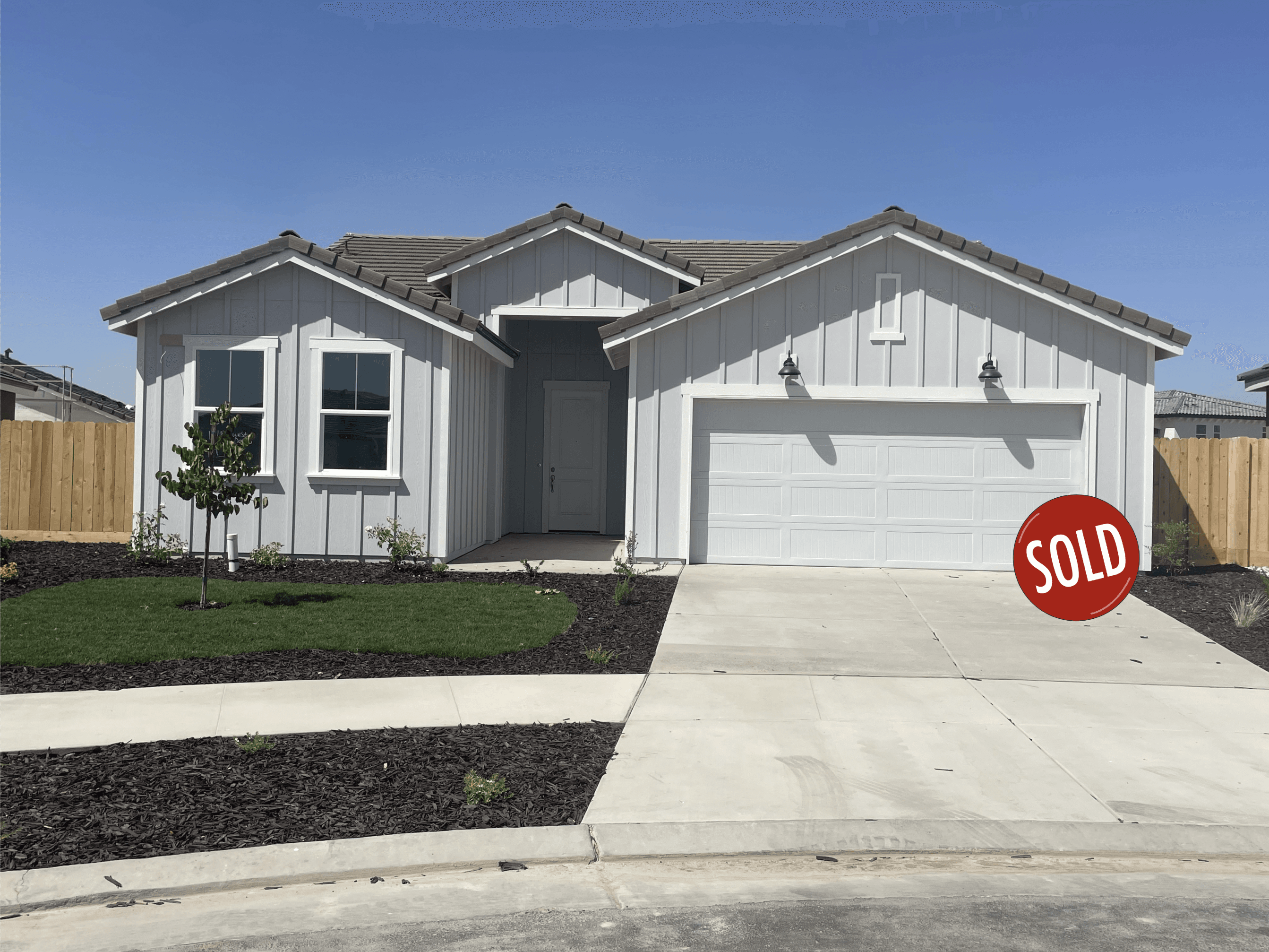 Crown Plan 1360 - VILLA SORANO III: Kerman, California - Crown Homes