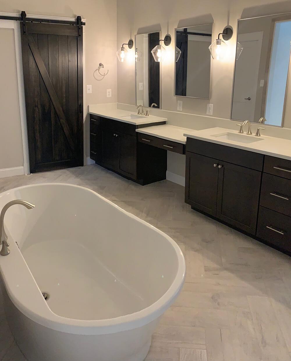 casa en JT Custom Builders por JT Custom Builders