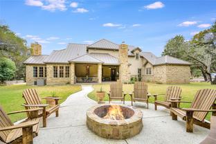 Juarez Custom Homes por Juarez Custom Homes en Austin Texas