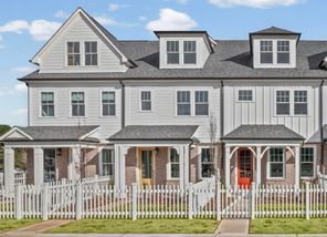 208 Village Overlook (The Greenfield)