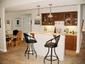 casa en Hilltop Condominiums por James Edward Builders, Inc.