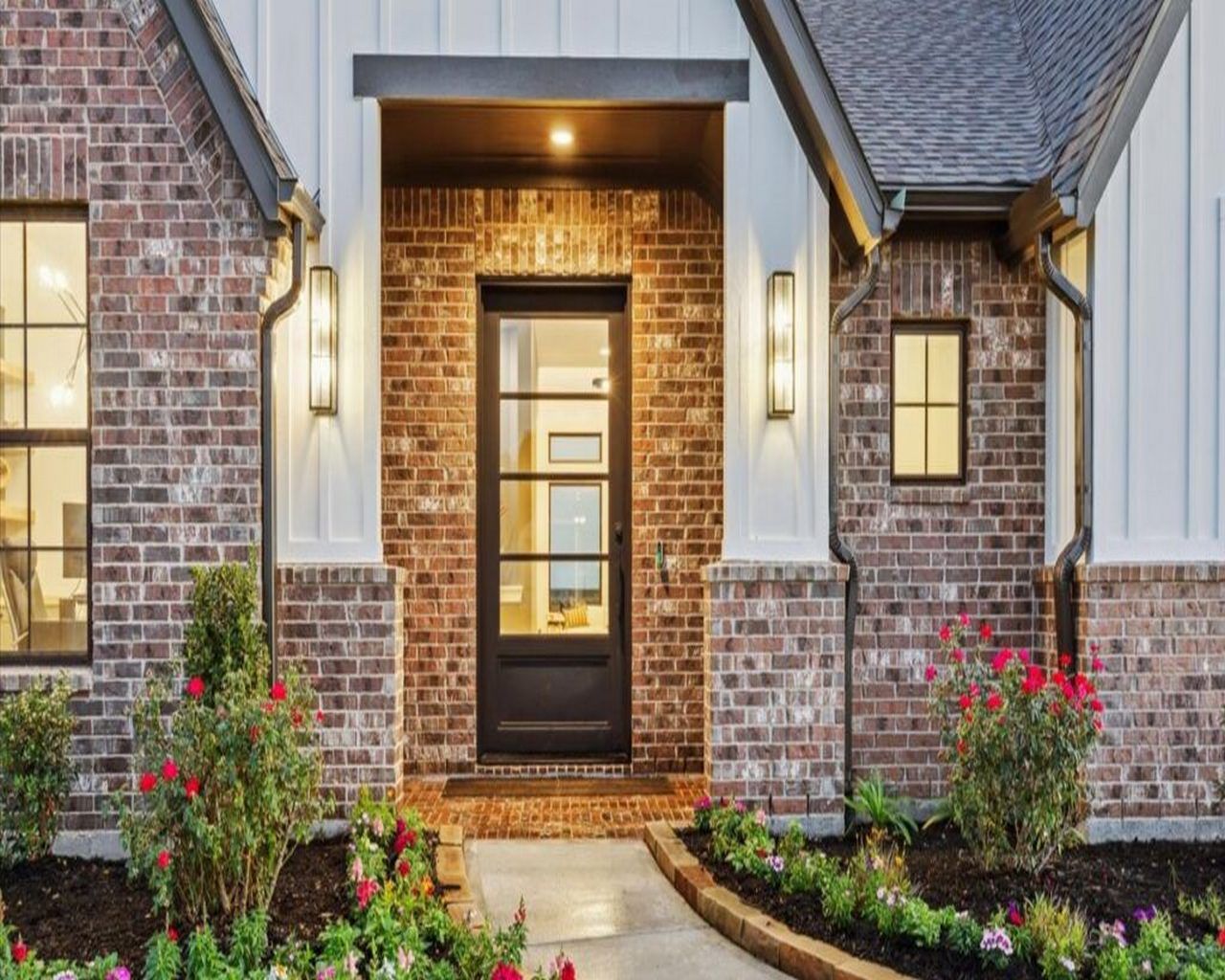 1019 Lake Breeze Dr. Waller, TX 77484