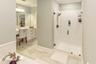 casa en Twelve Cedars Crossing por Jon Rutter Builders