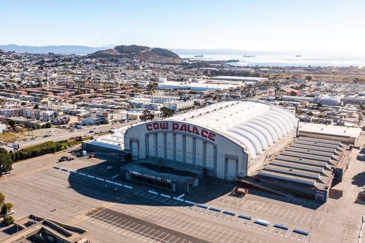 Near premier entertainment at the historic Cow Palace