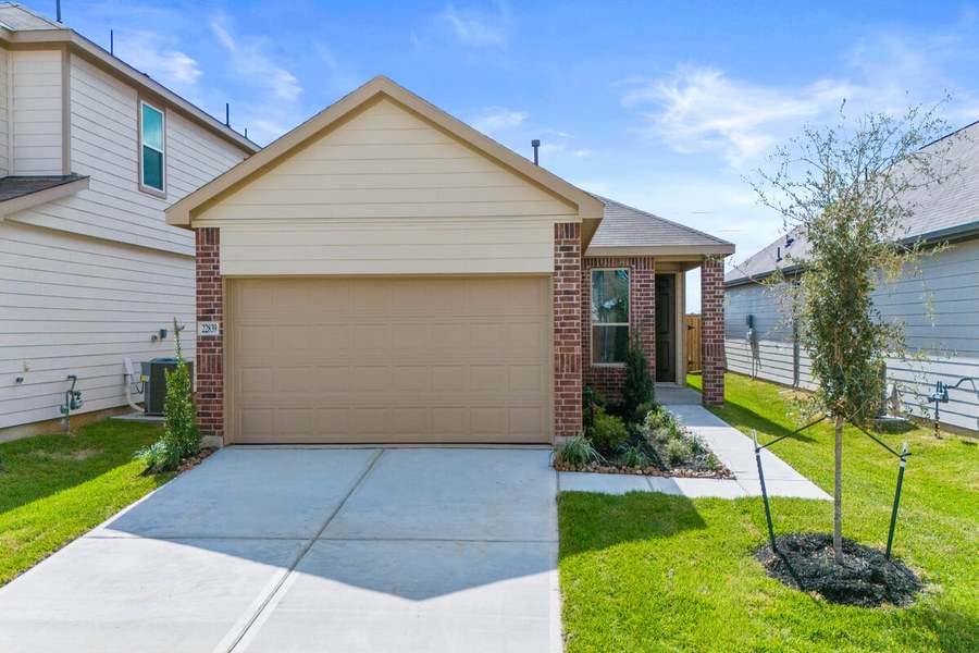 22839 Magnolia Haven Dr. (Plan 1604)