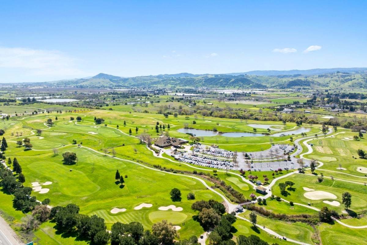 Short drive to Eagle Creek Golf Course