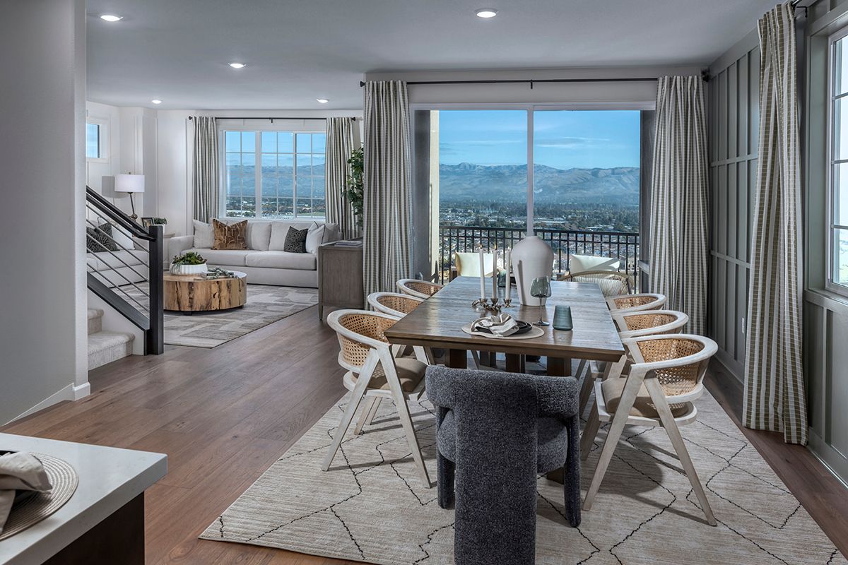 Plan 2629 Modeled - Dining area