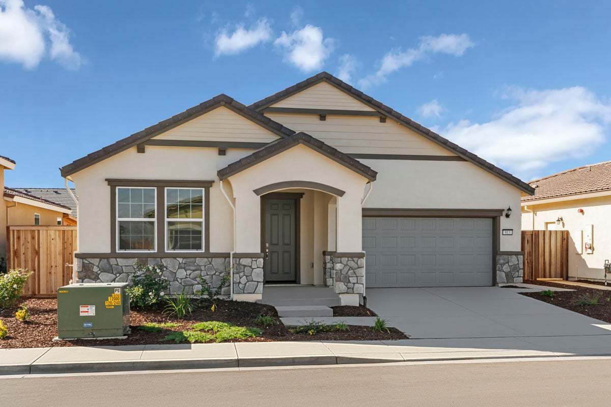 913 Rushden Ln. (Plan 2259)