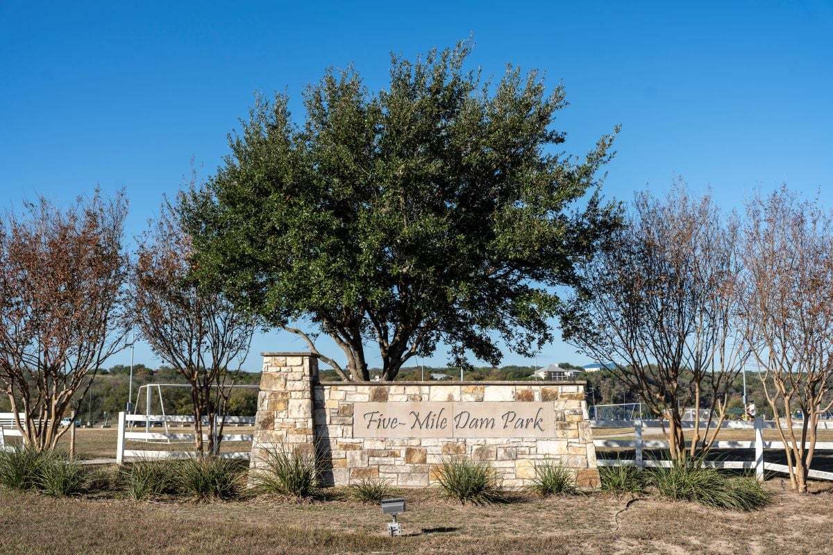 Five Mile Dam Park nearby