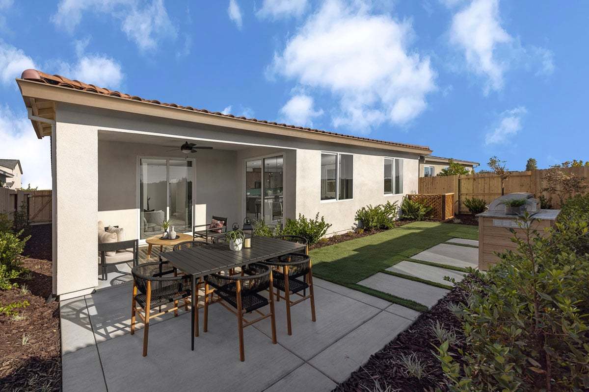 Plan 2190 Modeled - Rear exterior