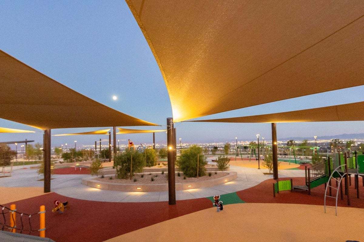 1 mile to Grand Park