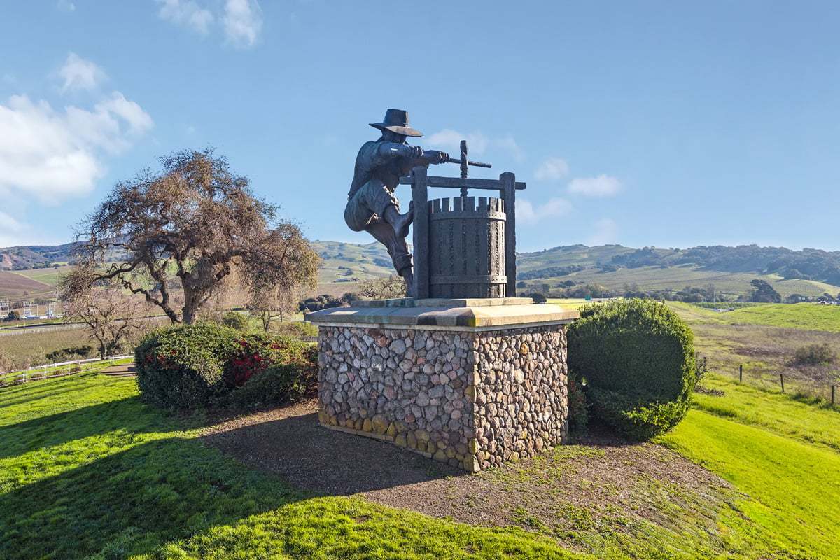 Minutes to Napa Valley Wine Country