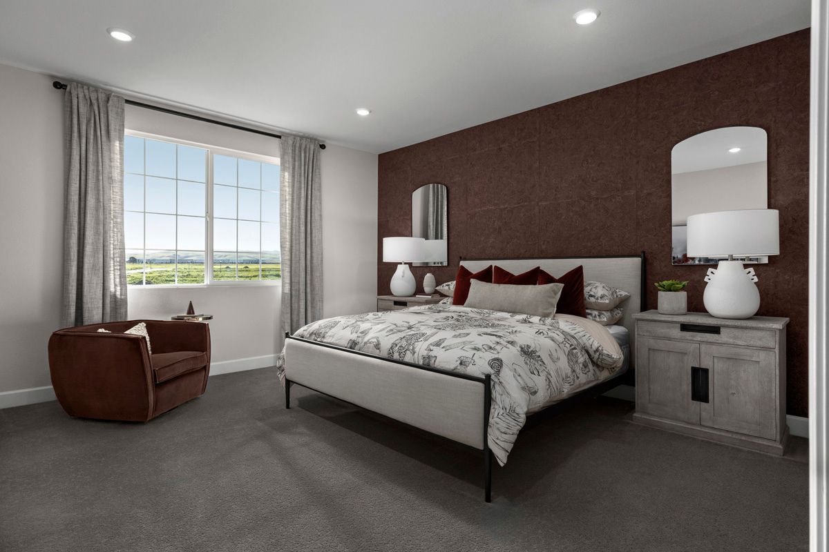 Plan 2539 Modeled - Primary bedroom