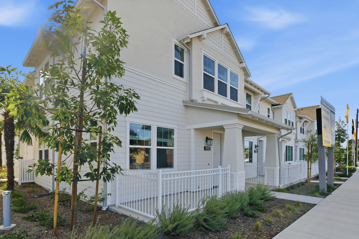 Plan 1898 Modeled - Seaview at Midtown: Ventura, California - KB Home