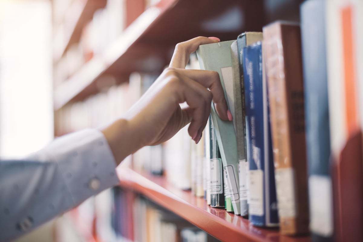 Less than 10 minutes to the Centennial Hills Library