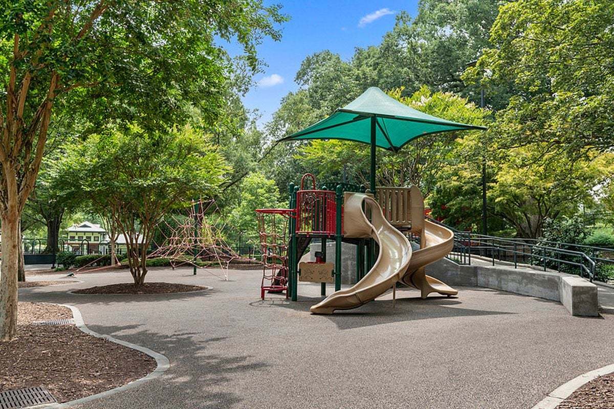 Quaint parks nearby