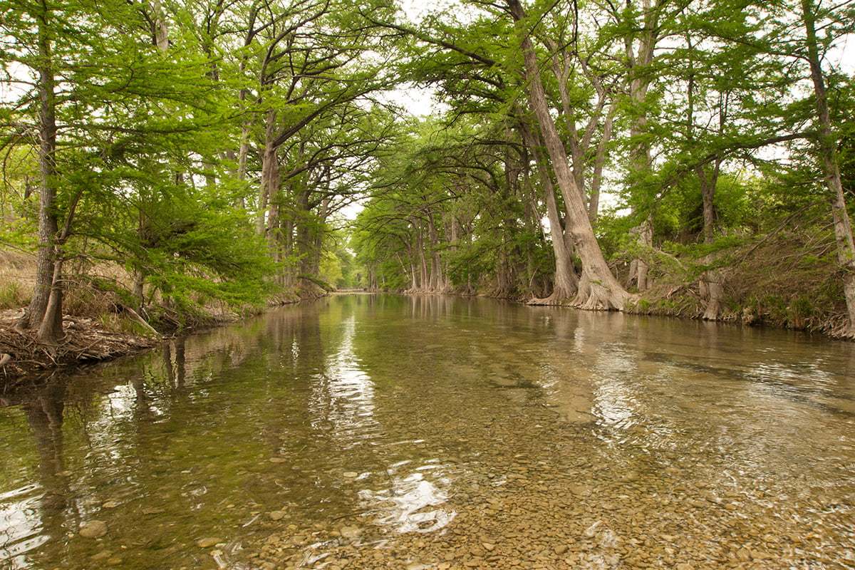 Only 20 miles to the Medina River Natural Area