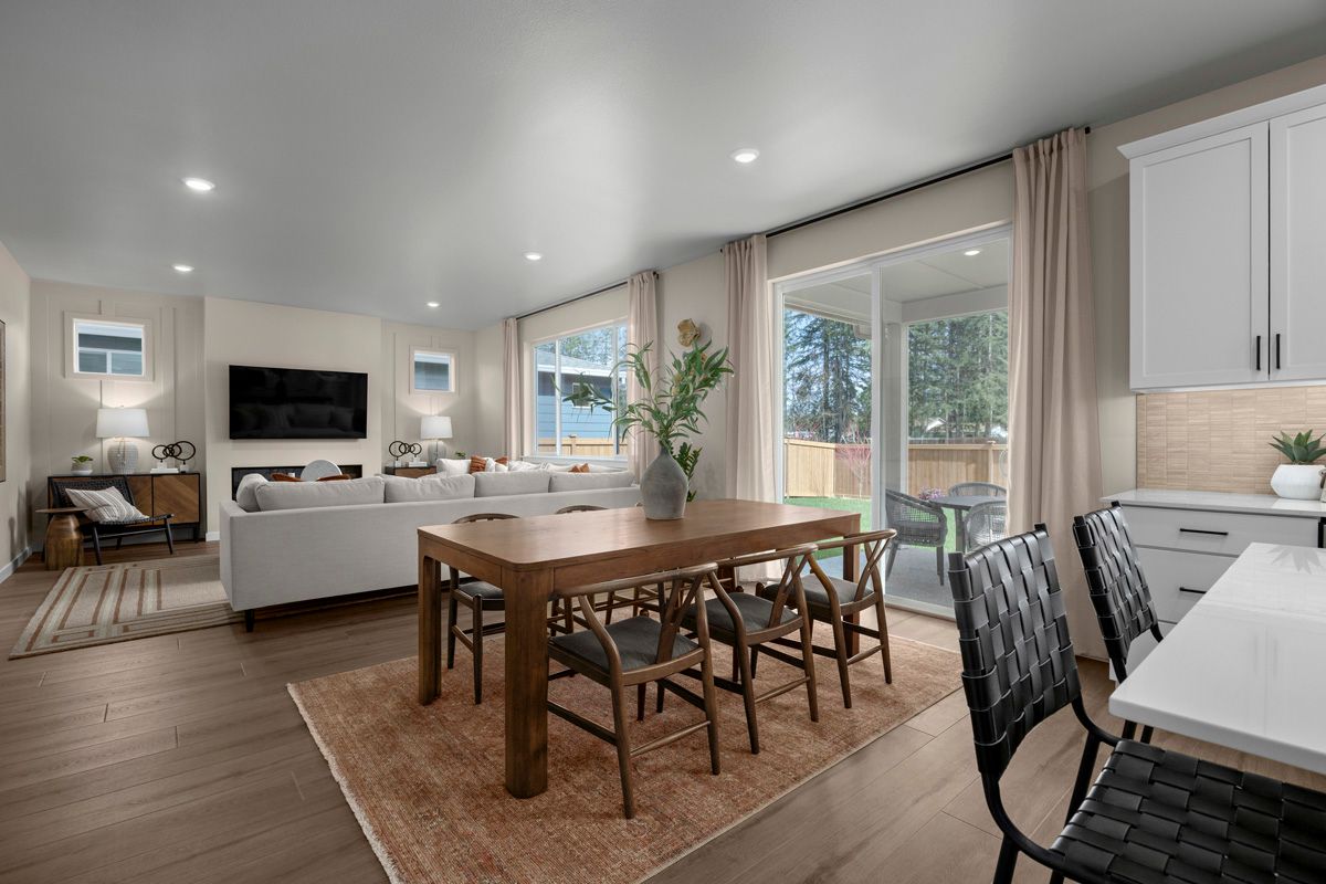 Plan 2350 Modeled - Great room