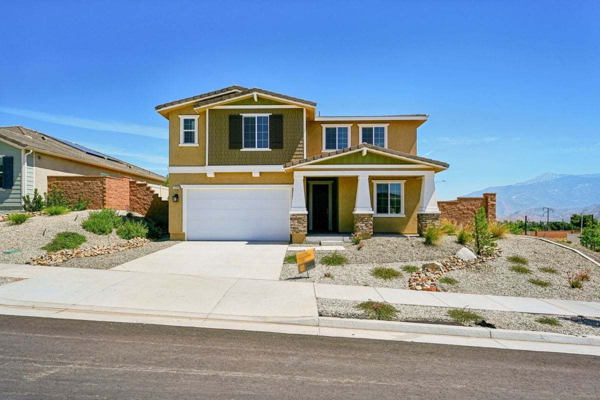 Vista Robles - Banning, CA