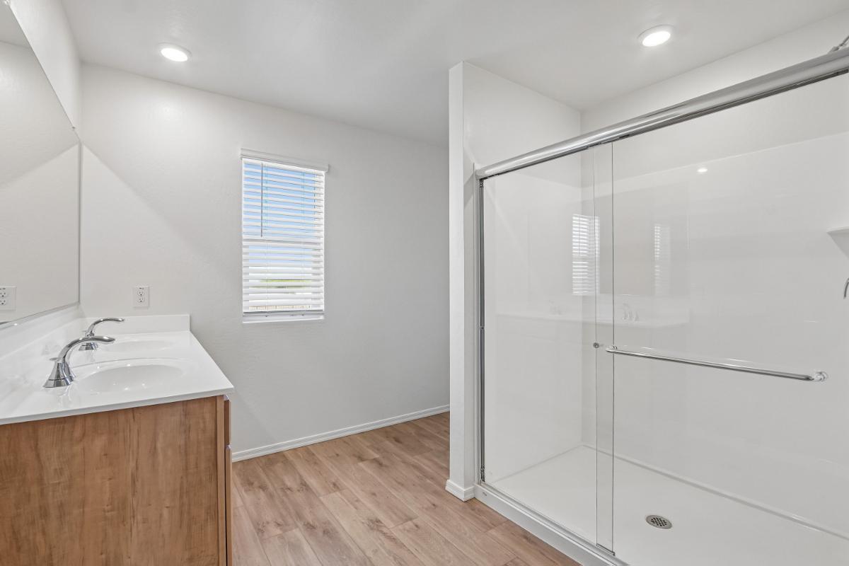 Primary bath