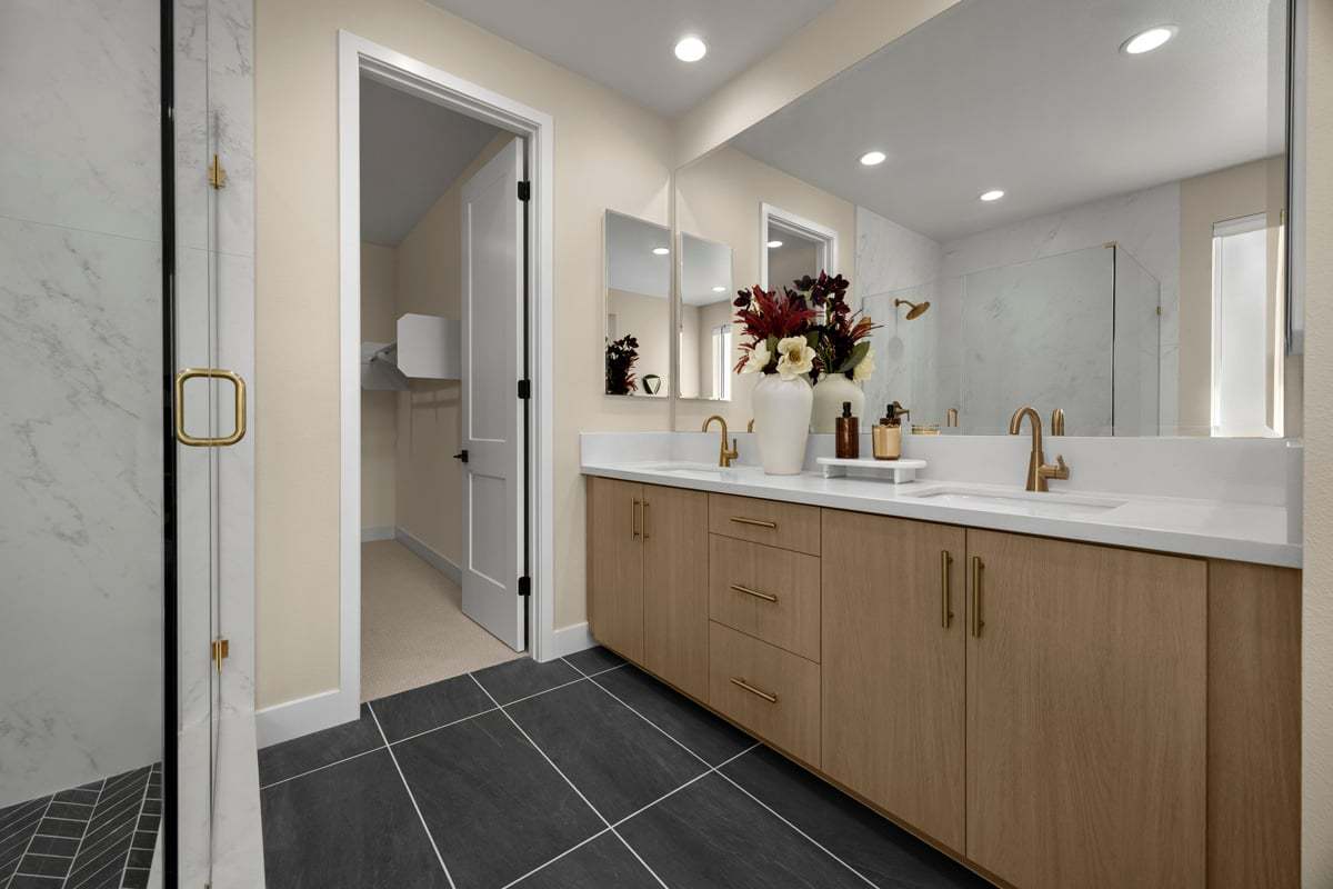 Primary bath