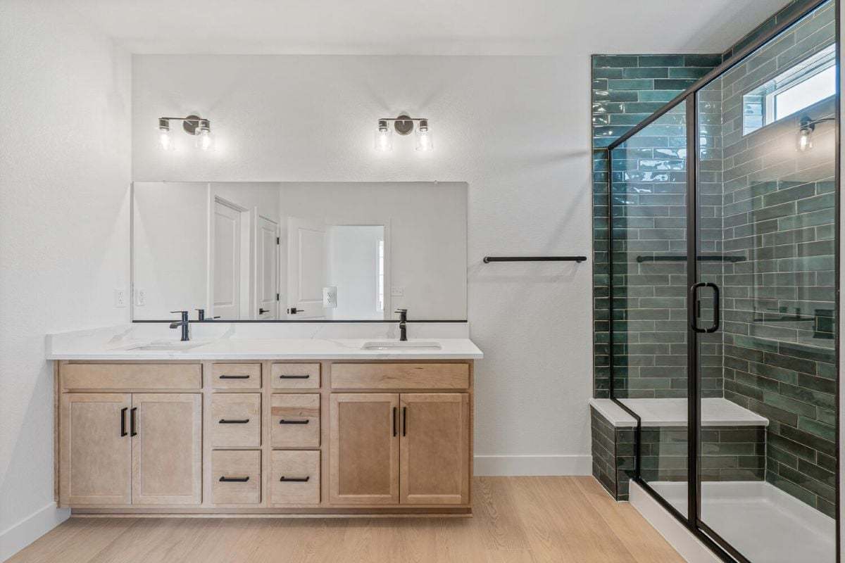 Primary bath