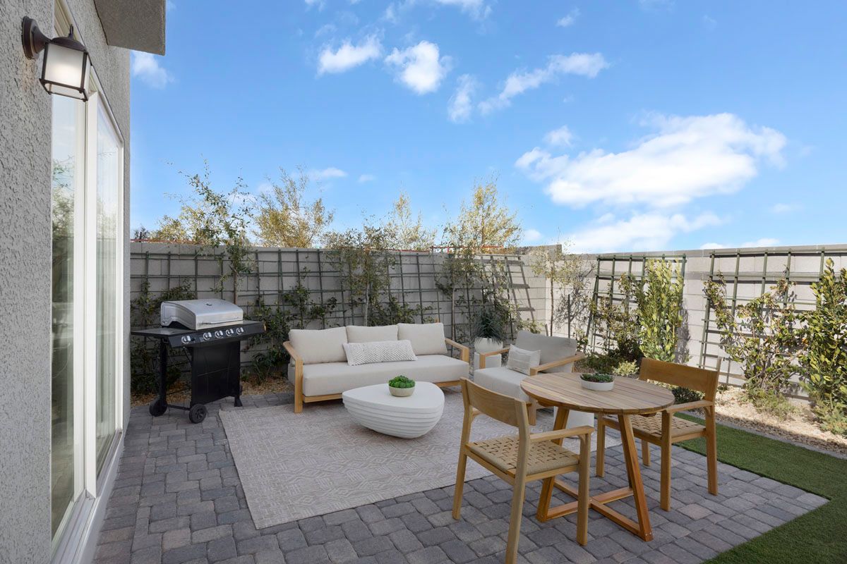 Plan 2069 Modeled - Patio