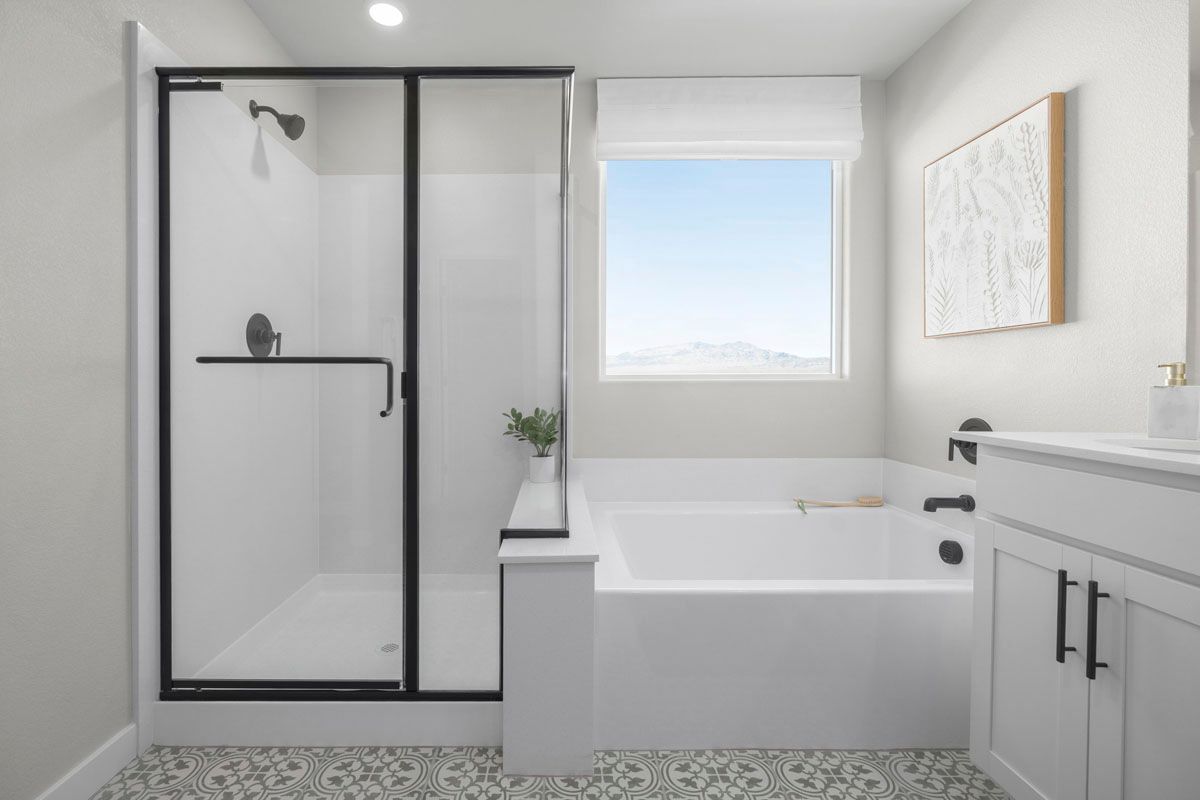 Plan 2069 Modeled - Primary bath