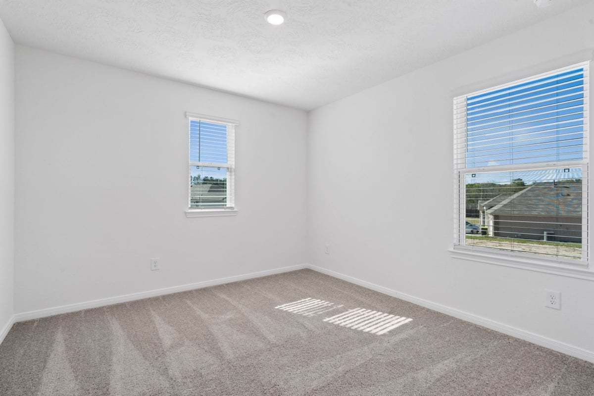 Secondary bedroom