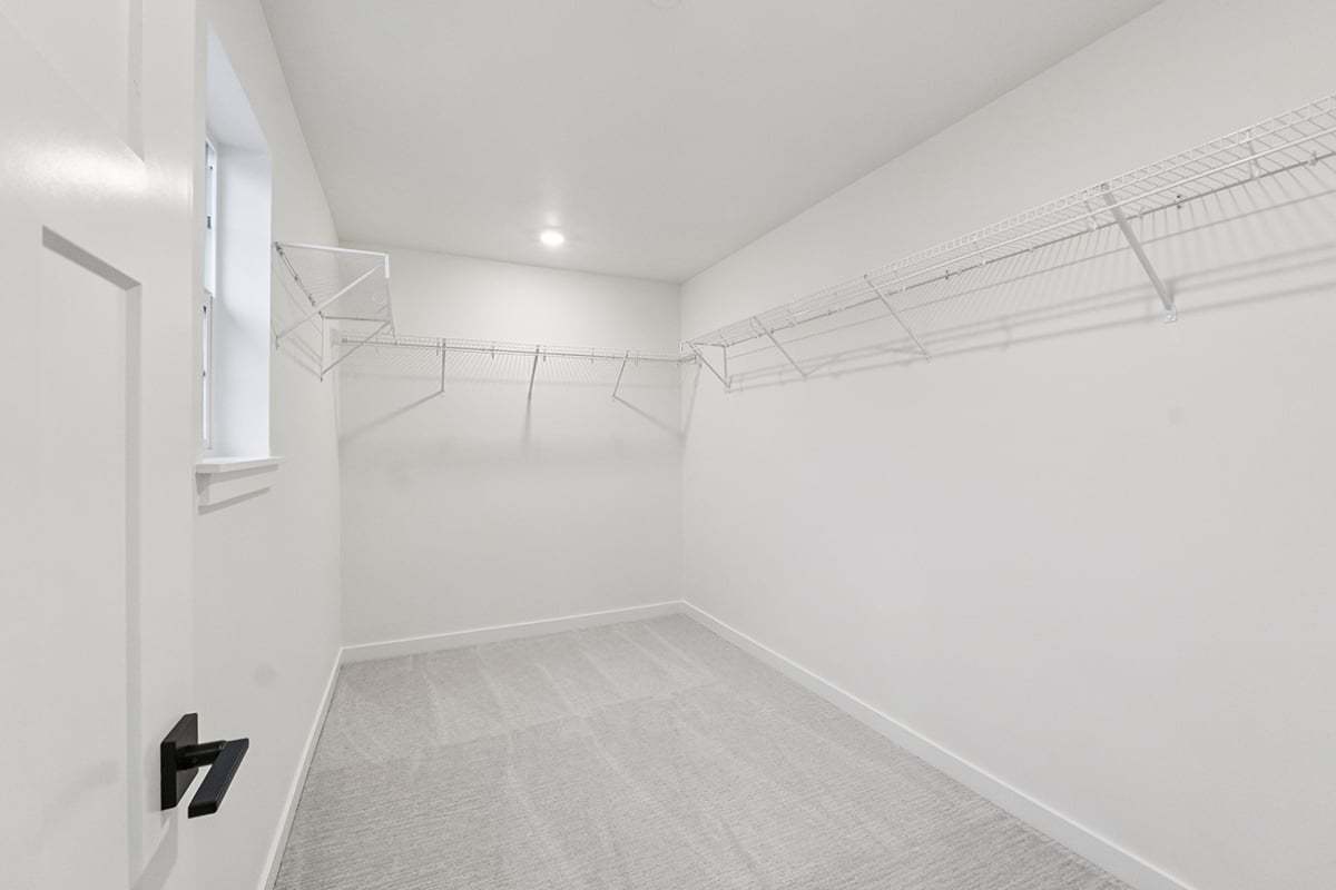 Walk-in closet