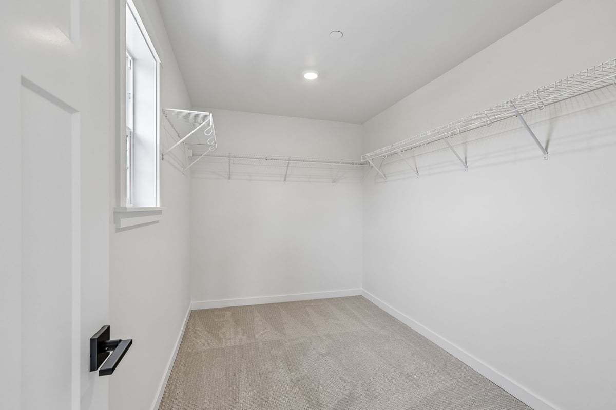 Walk-in closet